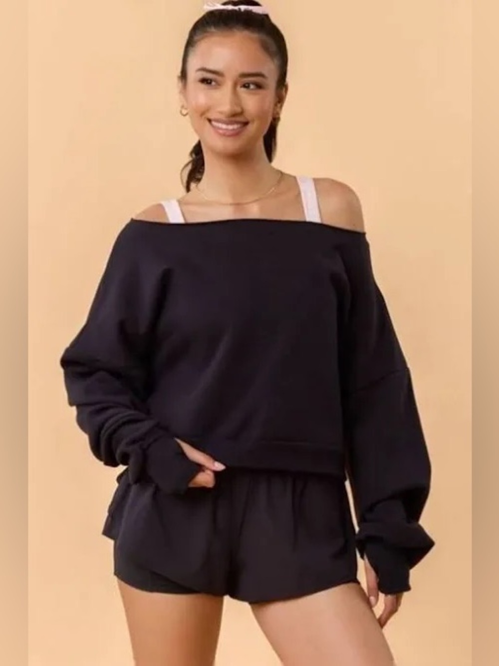 Blogilates Black Dance Studio Sweatshirt -off shoulder oversized with thumb hole